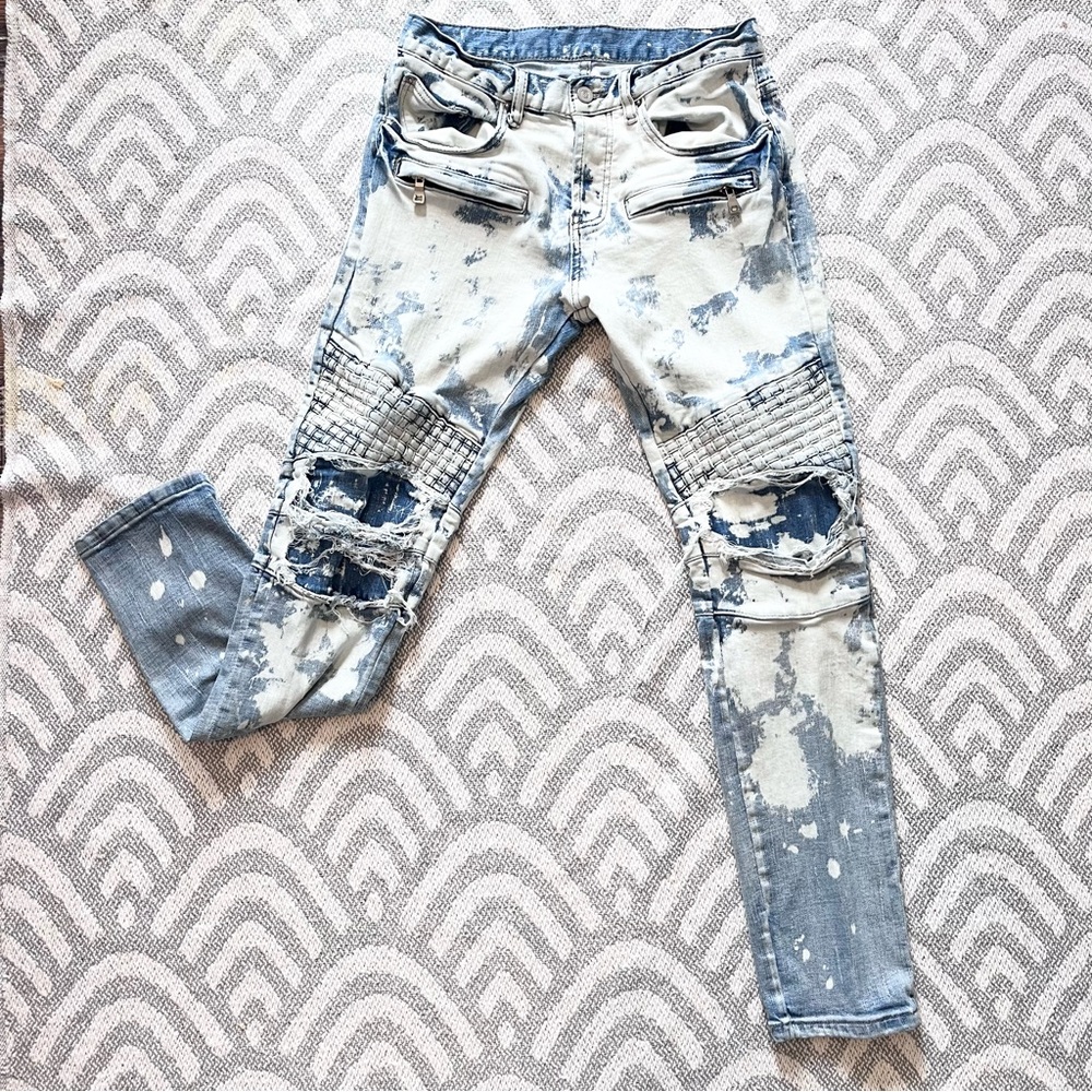 DOPE // BUCKLE Men’s Button Fly Distressed Bleached Moto Tapered Leg Jeans 30